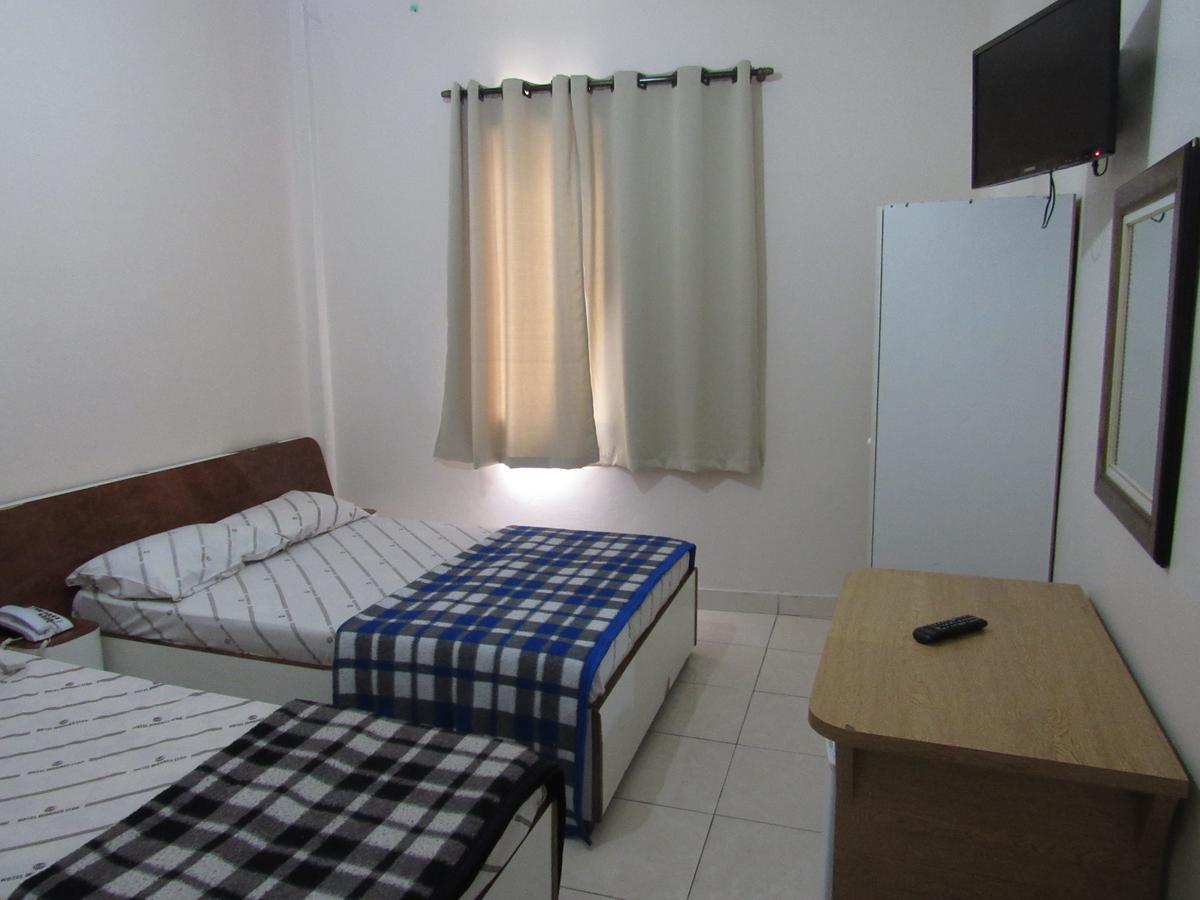Hotel Moraes A 10 Minutos Da 25 De Marco,Bras,Bom Retiro,A 2 Minutos Do Mirante Sampa Sky E Pista De Skate Anhangabau เซาเปาโล ภายนอก รูปภาพ